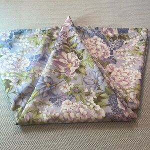 Oval Tablecloth Floral 72" X 68" Fabric Lavenders, Whites, purple Like New